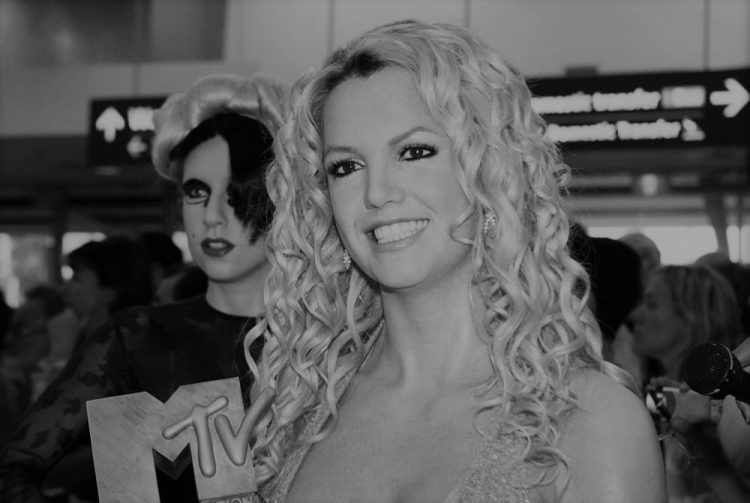 Photo of Britney Spears holding an award